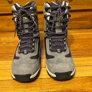 L.L.Bean Tek 2.5 Primaloft Insulated Waterproof Hiking Boots women’s size 9
